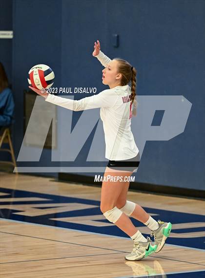 Thumbnail 2 in Eaglecrest vs. Regis Jesuit (CHSAA 5A Region 1) photogallery.