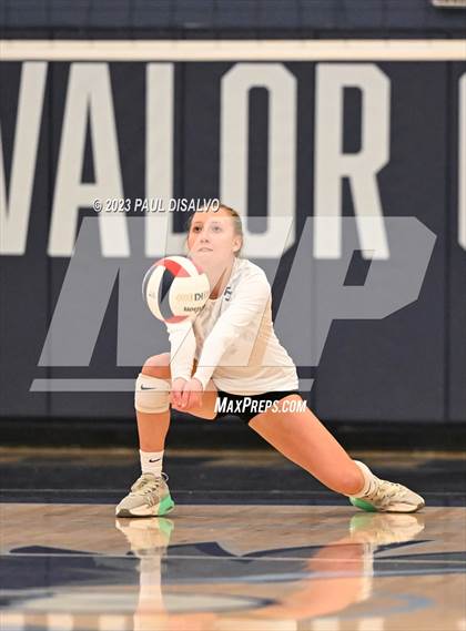 Thumbnail 2 in Eaglecrest vs. Regis Jesuit (CHSAA 5A Region 1) photogallery.