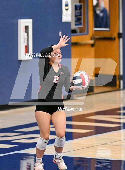 Thumbnail 3 in Eaglecrest vs. Regis Jesuit (CHSAA 5A Region 1) photogallery.