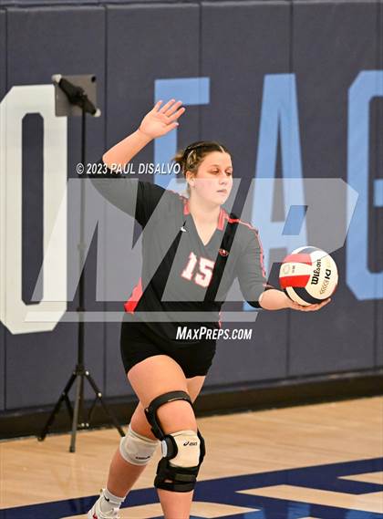 Thumbnail 2 in Eaglecrest vs. Regis Jesuit (CHSAA 5A Region 1) photogallery.