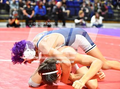 Thumbnail 1 in UIL State Championships - 6A 152lb Final photogallery.