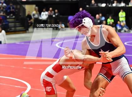 Thumbnail 3 in UIL State Championships - 6A 152lb Final photogallery.