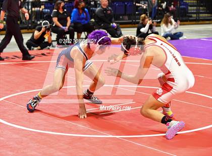 Thumbnail 3 in UIL State Championships - 6A 152lb Final photogallery.