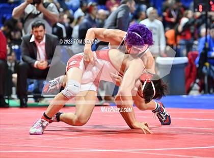 Thumbnail 3 in UIL State Championships - 6A 152lb Final photogallery.