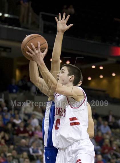 Thumbnail 1 in St. Henry vs. Highlands (Ninth Region Tournament) photogallery.