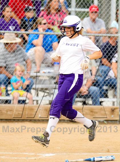 Thumbnail 3 in Golden @ Arvada West photogallery.