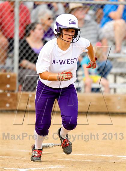 Thumbnail 1 in Golden @ Arvada West photogallery.