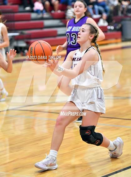 Thumbnail 2 in Early @ Millsap photogallery.
