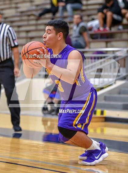 Thumbnail 2 in Houston [Sam] vs Brackenridge photogallery.