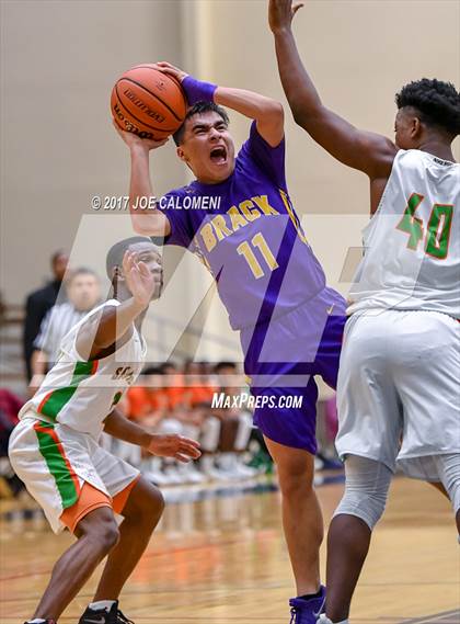 Thumbnail 1 in Houston [Sam] vs Brackenridge photogallery.