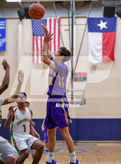 Thumbnail 1 in Houston [Sam] vs Brackenridge photogallery.