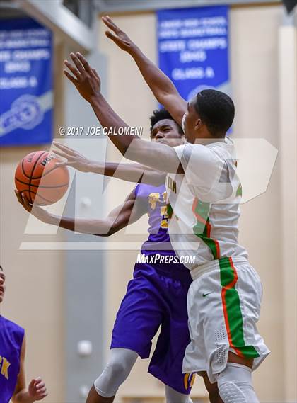 Thumbnail 2 in Houston [Sam] vs Brackenridge photogallery.