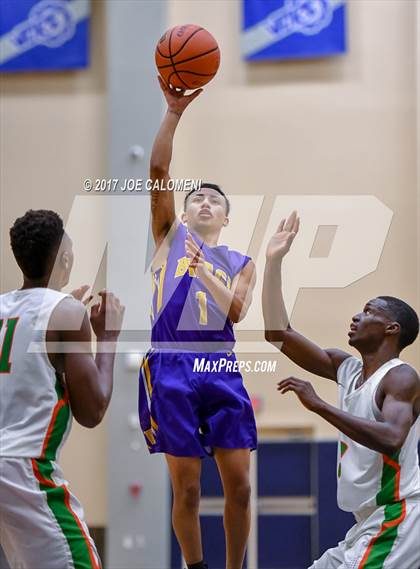 Thumbnail 1 in Houston [Sam] vs Brackenridge photogallery.