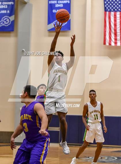 Thumbnail 3 in Houston [Sam] vs Brackenridge photogallery.