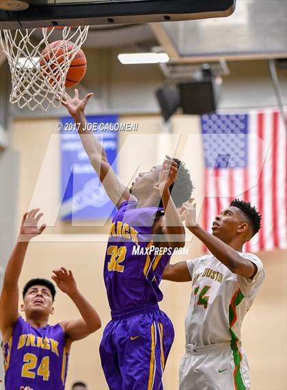 Thumbnail 1 in Houston [Sam] vs Brackenridge photogallery.