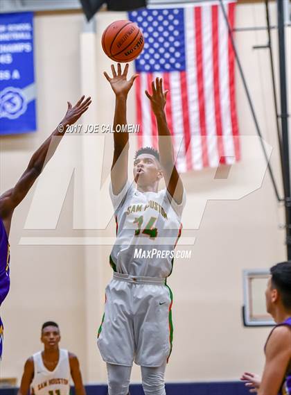 Thumbnail 2 in Houston [Sam] vs Brackenridge photogallery.