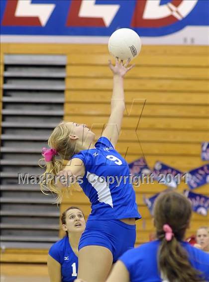 Thumbnail 3 in Ponderosa @ Folsom photogallery.