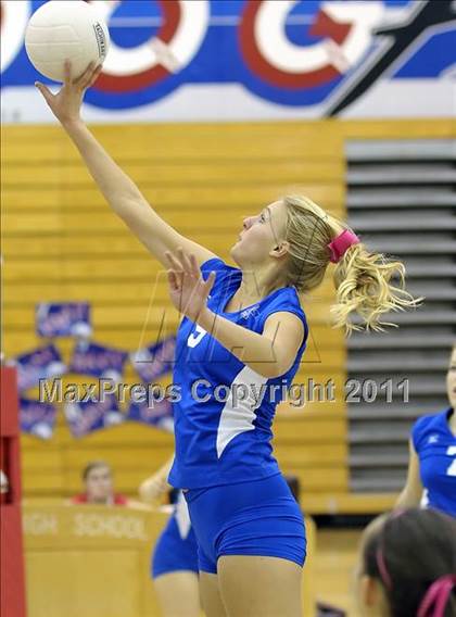 Thumbnail 2 in Ponderosa @ Folsom photogallery.