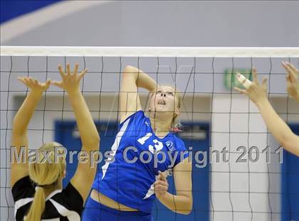 Thumbnail 1 in Ponderosa @ Folsom photogallery.