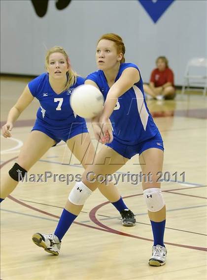 Thumbnail 1 in Ponderosa @ Folsom photogallery.