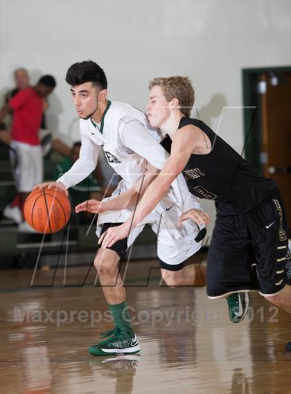 Thumbnail 3 in The Colony vs Berkner (Carrollton-Farmers Branch Basketball Classic) photogallery.