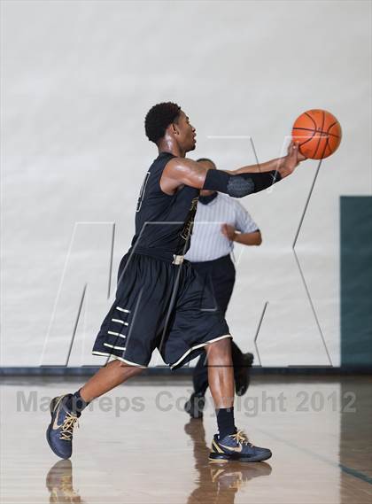 Thumbnail 1 in The Colony vs Berkner (Carrollton-Farmers Branch Basketball Classic) photogallery.