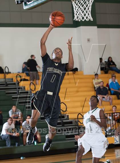 Thumbnail 2 in The Colony vs Berkner (Carrollton-Farmers Branch Basketball Classic) photogallery.