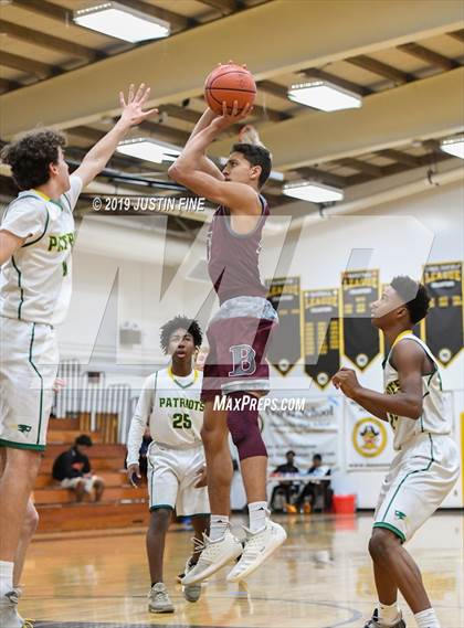 Thumbnail 2 in Bishop's vs. Patrick Henry photogallery.