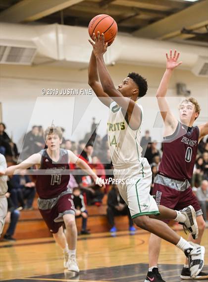 Thumbnail 1 in Bishop's vs. Patrick Henry photogallery.