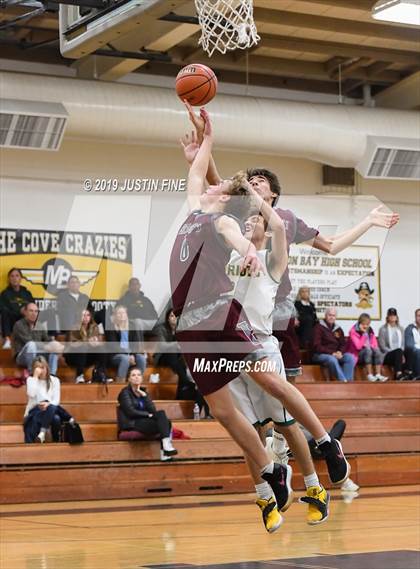 Thumbnail 2 in Bishop's vs. Patrick Henry photogallery.