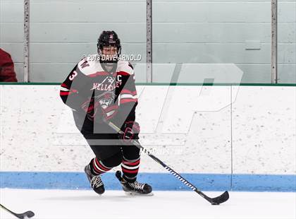 Thumbnail 1 in Wellesley @ Needham photogallery.