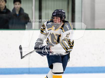 Thumbnail 2 in Wellesley @ Needham photogallery.