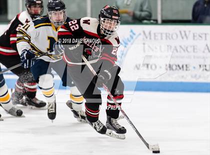 Thumbnail 2 in Wellesley @ Needham photogallery.