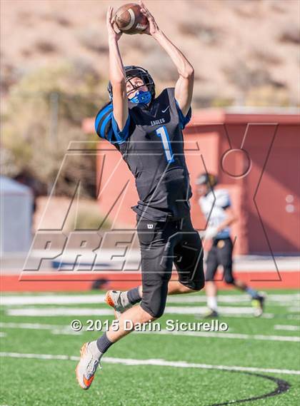Thumbnail 2 in Round Valley vs. Joy Christian (AIA D5 Semifinal) photogallery.