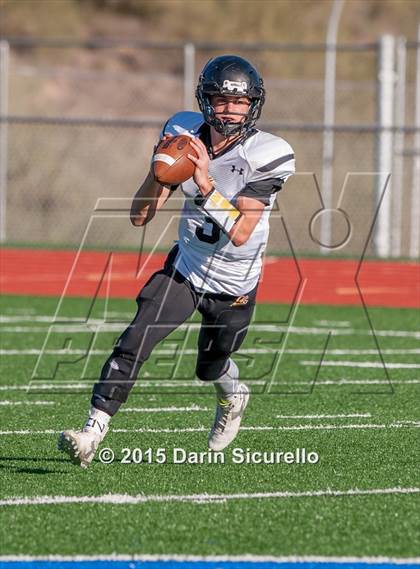 Thumbnail 2 in Round Valley vs. Joy Christian (AIA D5 Semifinal) photogallery.