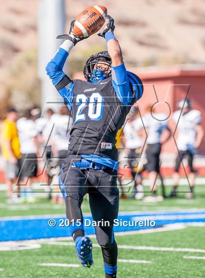 Thumbnail 3 in Round Valley vs. Joy Christian (AIA D5 Semifinal) photogallery.