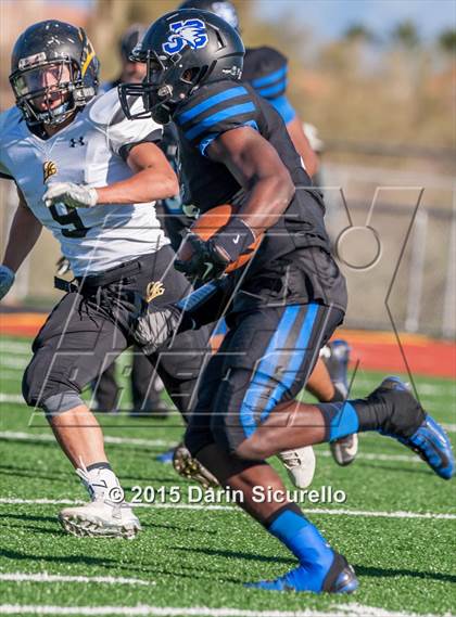 Thumbnail 3 in Round Valley vs. Joy Christian (AIA D5 Semifinal) photogallery.