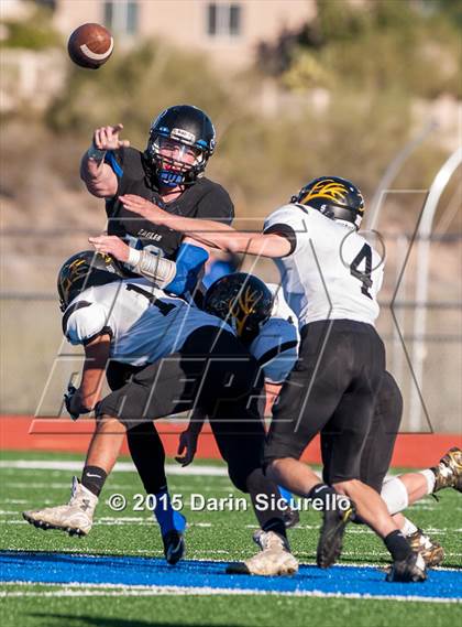 Thumbnail 3 in Round Valley vs. Joy Christian (AIA D5 Semifinal) photogallery.