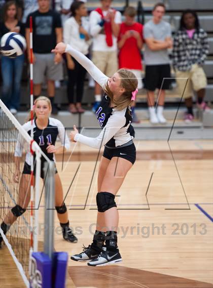 Thumbnail 1 in Legend @ Douglas County photogallery.