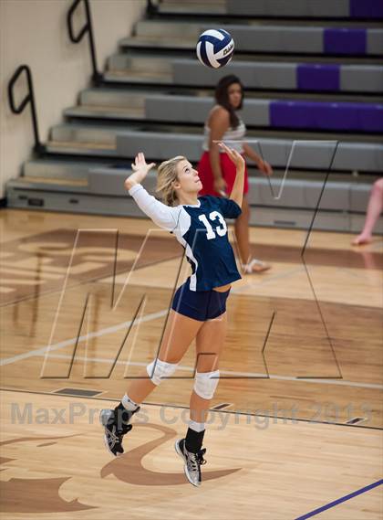 Thumbnail 2 in Legend @ Douglas County photogallery.