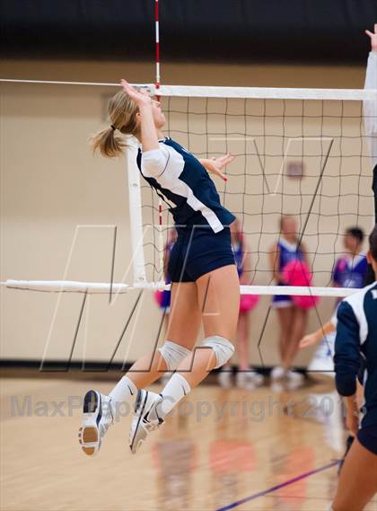 Thumbnail 2 in Legend @ Douglas County photogallery.