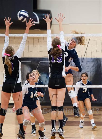 Thumbnail 3 in Legend @ Douglas County photogallery.