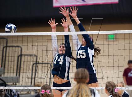 Thumbnail 2 in Legend @ Douglas County photogallery.