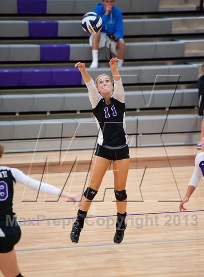 Thumbnail 3 in Legend @ Douglas County photogallery.