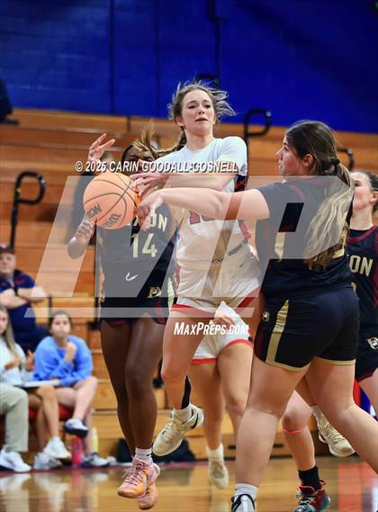 Thumbnail 2 in Dixon @ West Carteret photogallery.