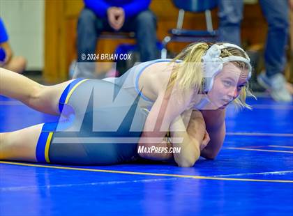 Thumbnail 3 in Bomber Tri Meet photogallery.