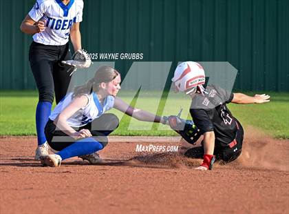 Thumbnail 2 in Hughes Springs @ Daingerfield photogallery.