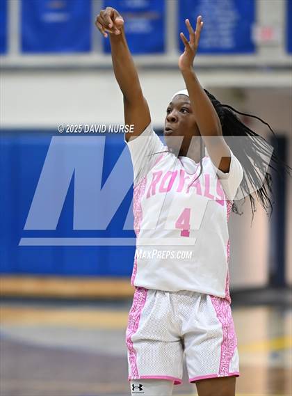 Thumbnail 1 in Knight @ Quartz Hill photogallery.