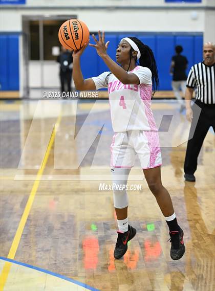 Thumbnail 2 in Knight @ Quartz Hill photogallery.