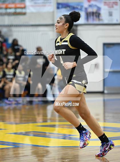 Thumbnail 2 in Knight @ Quartz Hill photogallery.